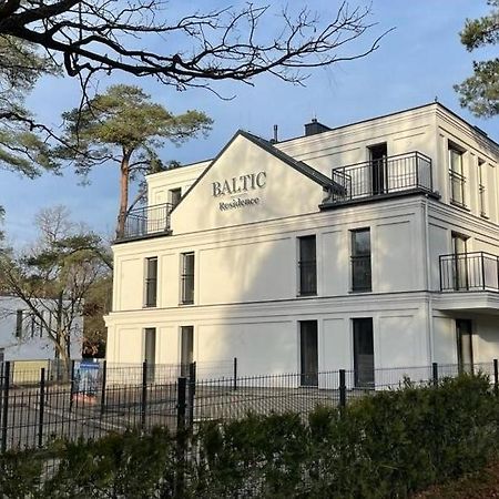 Green Apartment Baltic Residence Поберово Екстериор снимка