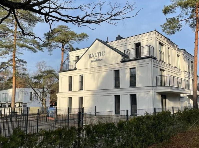 Green Apartment Baltic Residence Поберово Екстериор снимка