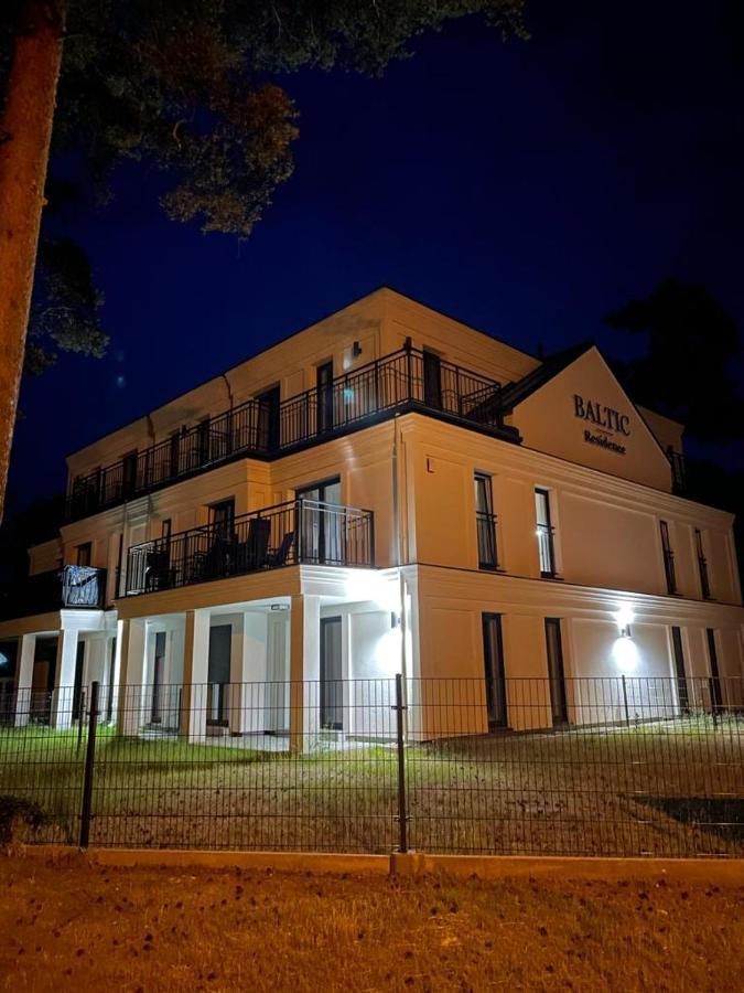 Green Apartment Baltic Residence Поберово Екстериор снимка